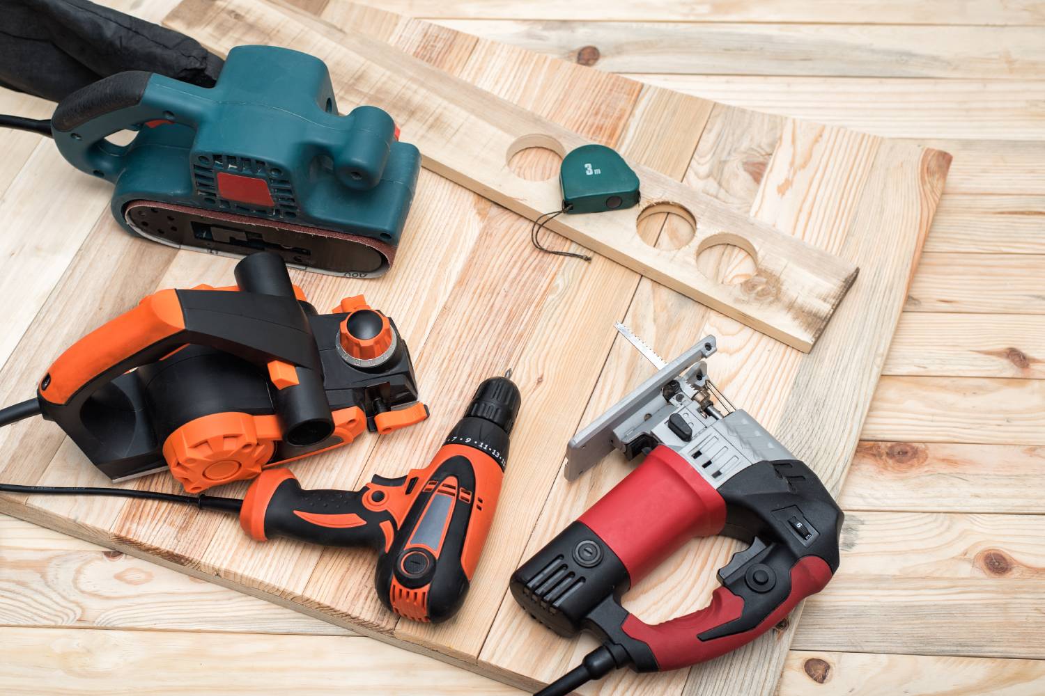 Quels sont les avantages et le parfait arsenal des outils électroportatif du bricoleur ? Sélestat